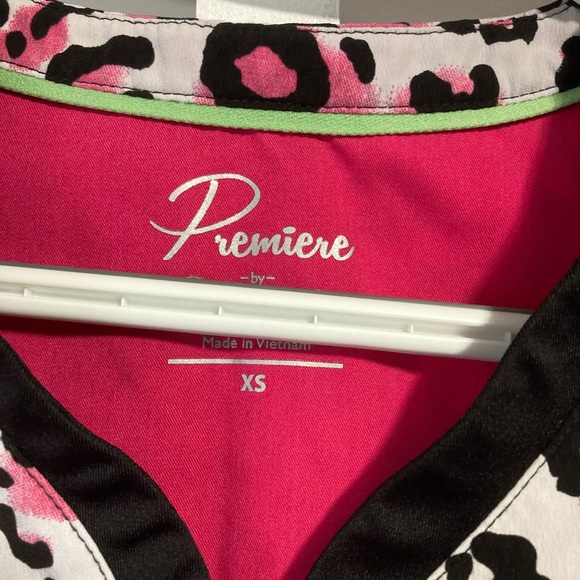 Ladies Scrub Top - Picture 6 of 6